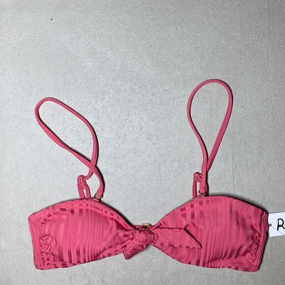 NWT MSRP $42 Raisins Beach Cove Textured Bandeau Bikini Top Junior Size - Picture 4 of 7